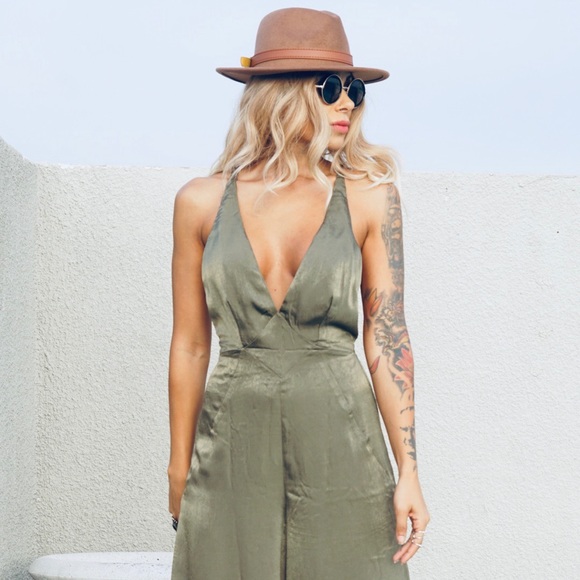 Boho Chic Spell Style Backless Silk Like Jumpsuit - Picture 6 of 8